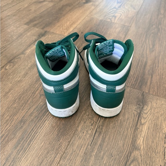 Nike Air Jordan Sneakers - Picture 4 of 5